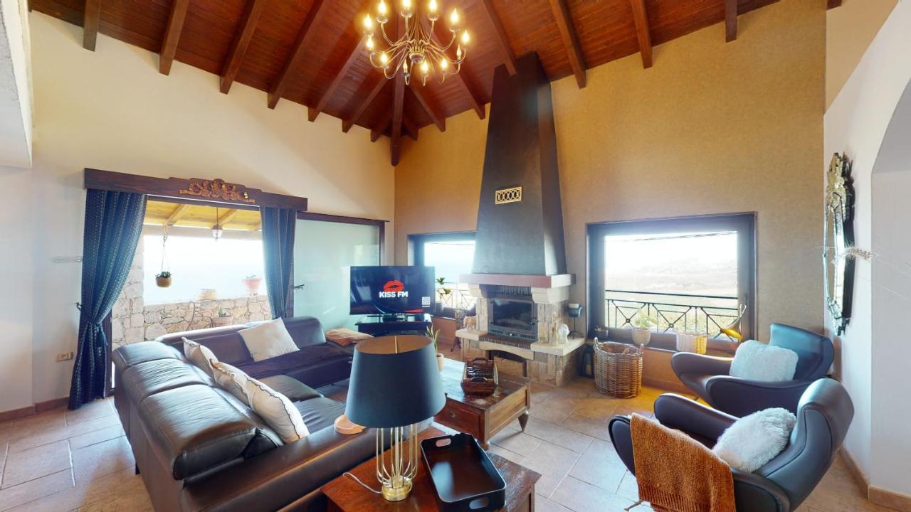 Villa Luxury Colonial Country