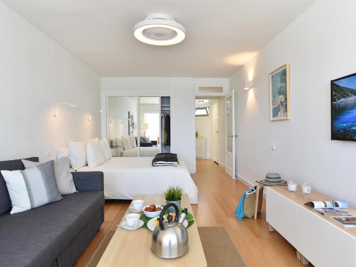 Nice With Balcony Apartamento