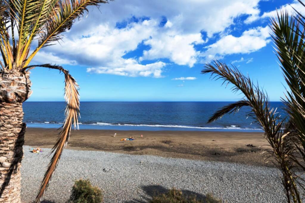 Sea View Luxury Apartment. 2 Bedroom Apartamento