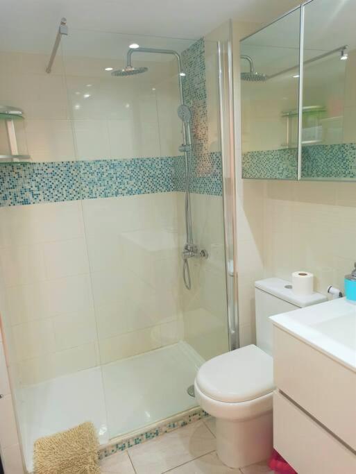 Sea View Luxury Apartment. 2 Bedroom Apartamento