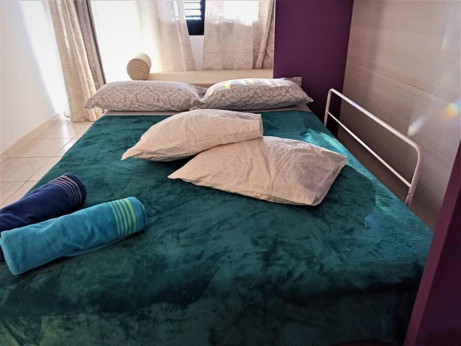 Sea View Luxury Apartment. 2 Bedroom