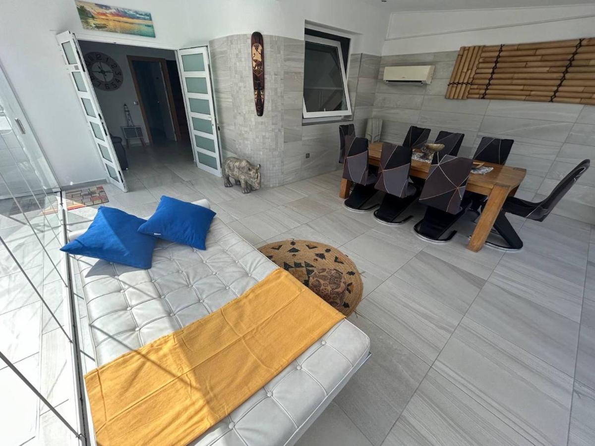 Afrika Con Jacuzzi Сasa de vacaciones *