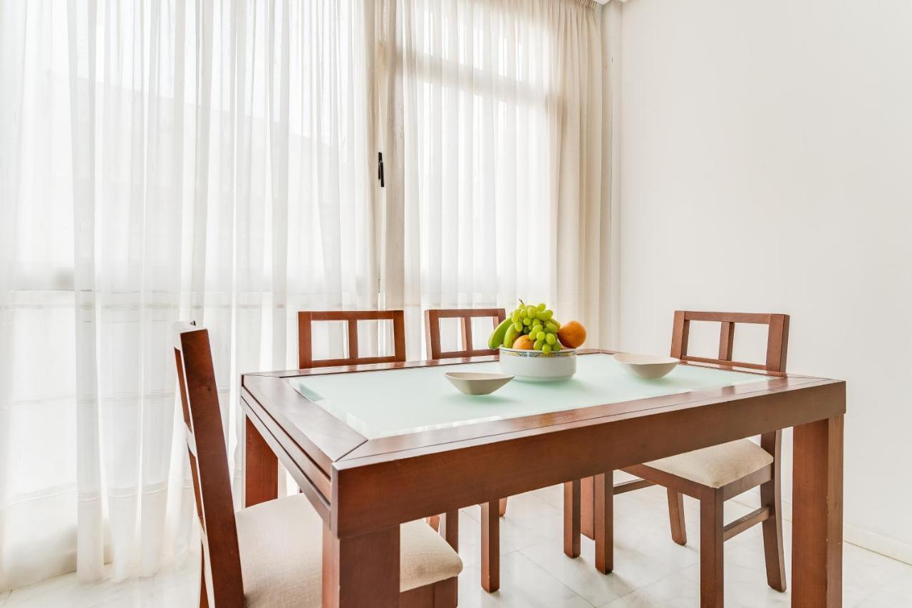Home2book Comfy Center Triana Appartamento