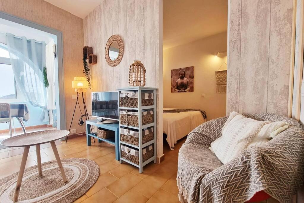 Stylish With Sea Views *