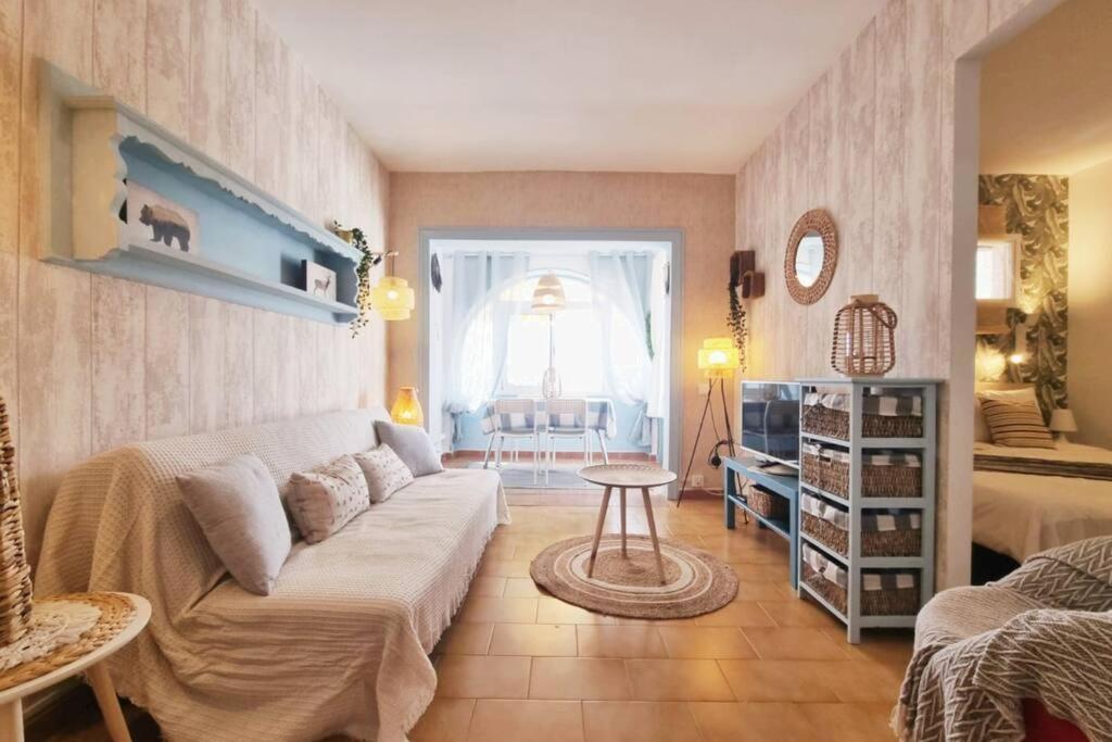 Stylish With Sea Views * Mogan