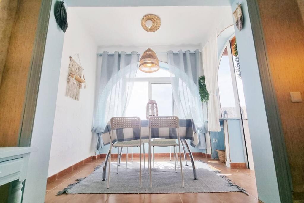Stylish With Sea Views Holiday home *