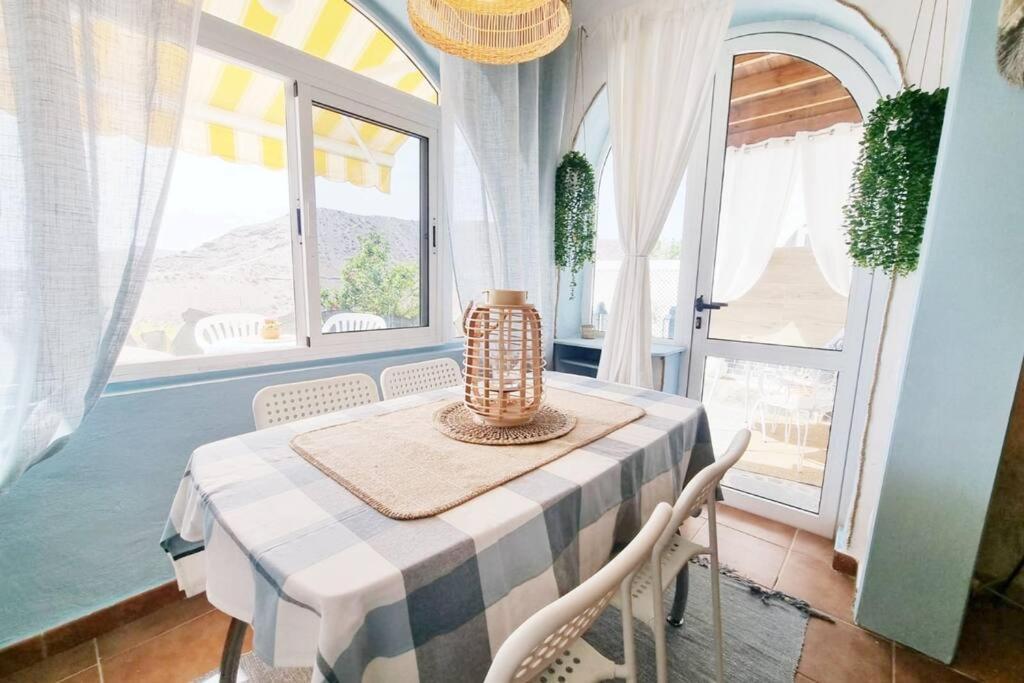Stylish With Sea Views