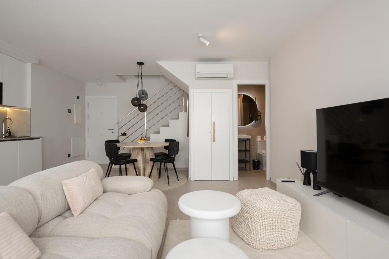 Deluxe Serenity Duplex In Canteras