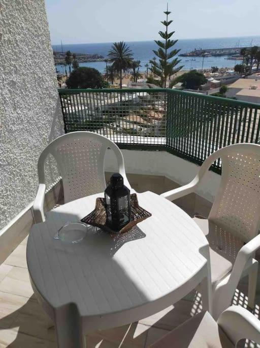 Con Vistas A La Playa, Mogan.