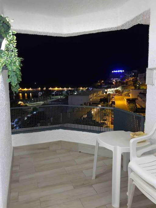 Con Vistas A La Playa, Mogan.