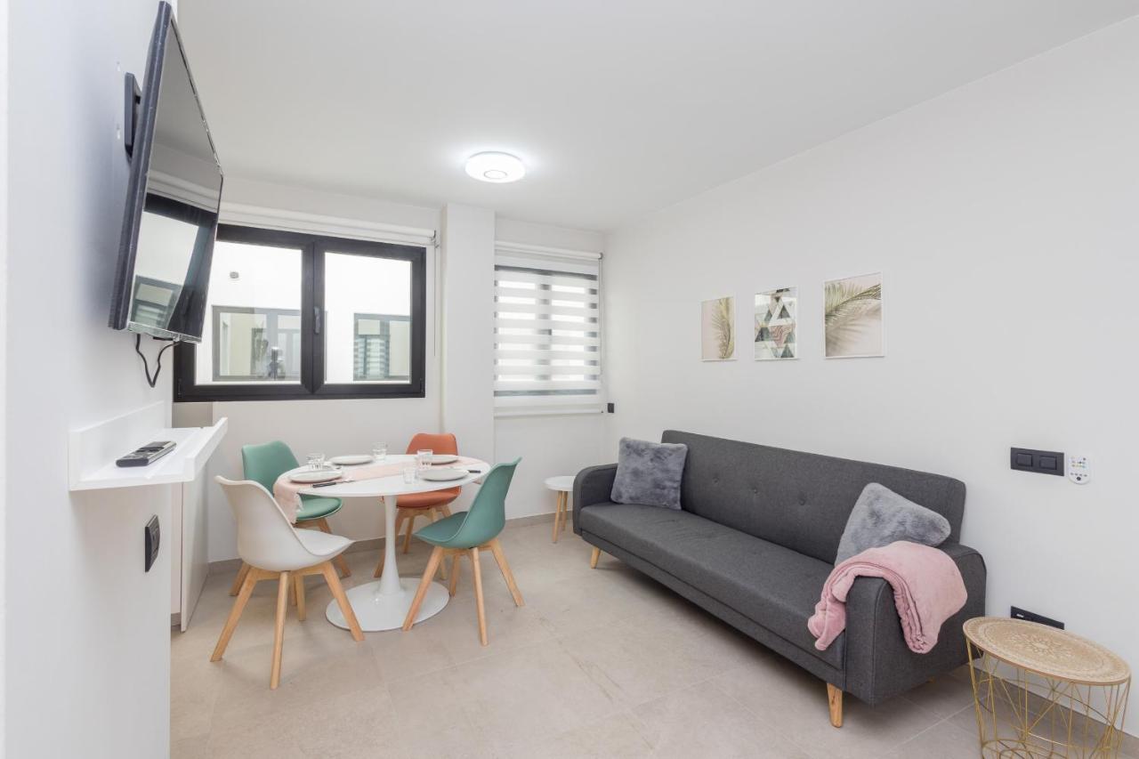 2br New Pretty Next To Canteras *