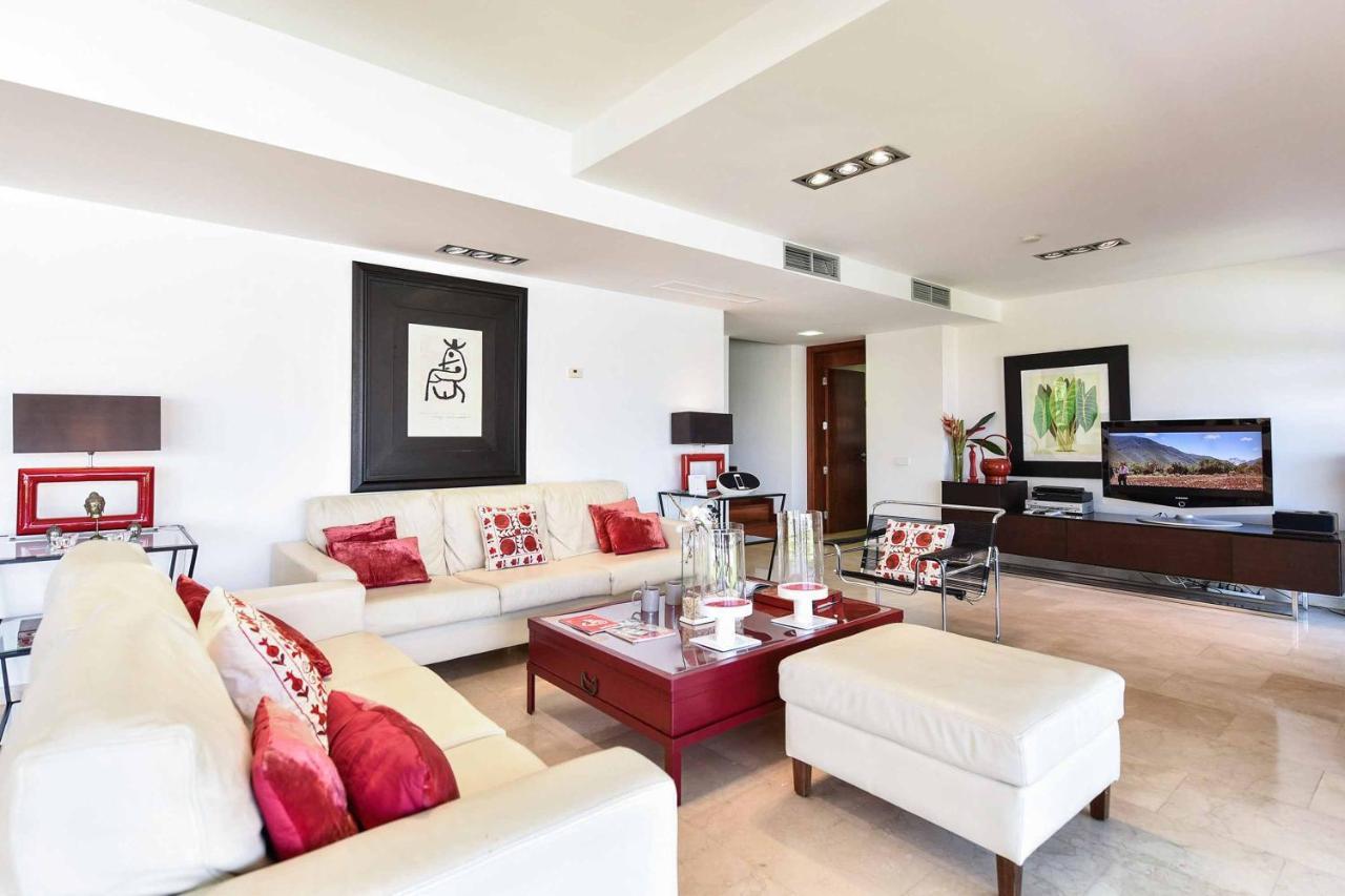 Villa Salobre 3 *