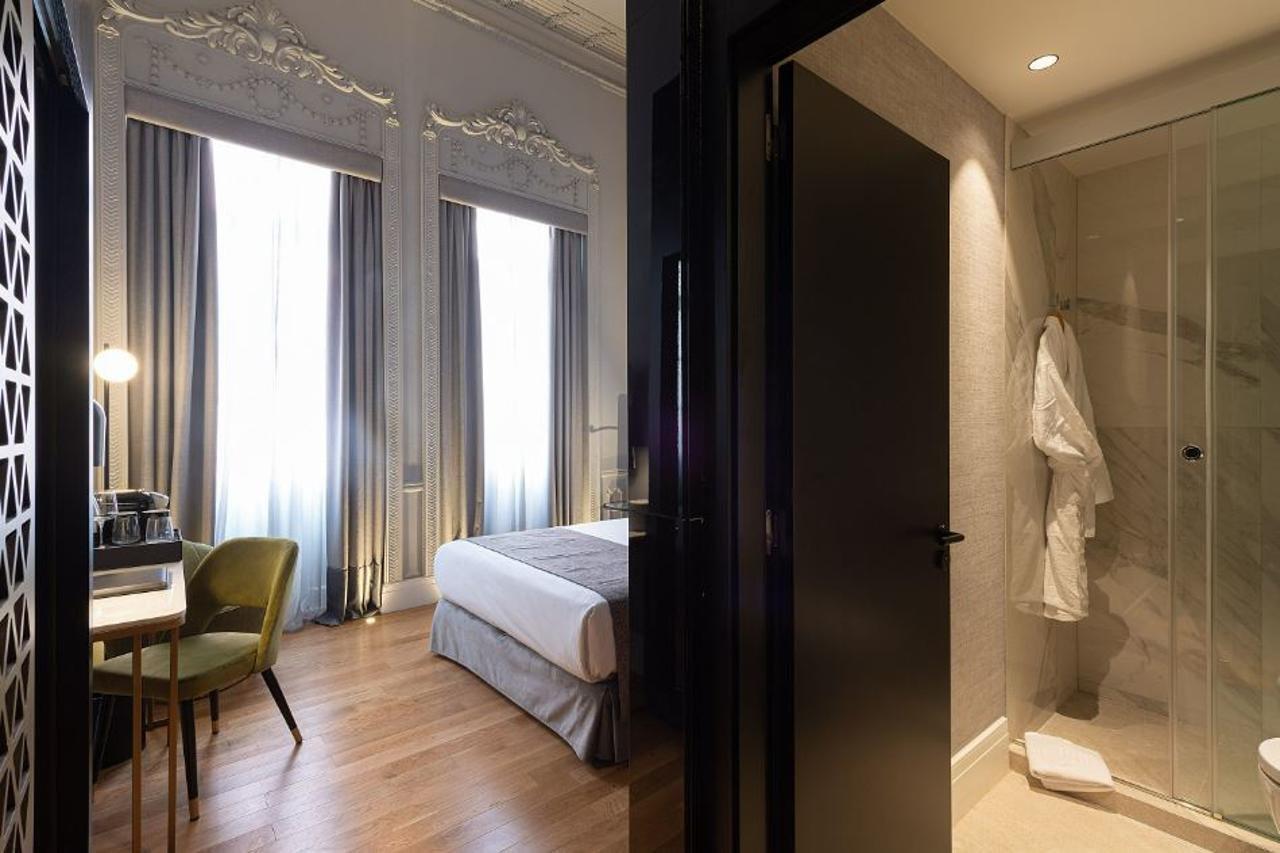 Boutique Cordial Malteses (adults Only) 4*