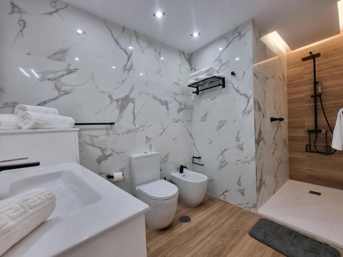 Villa De Lujo Con Piscina Climatizada *