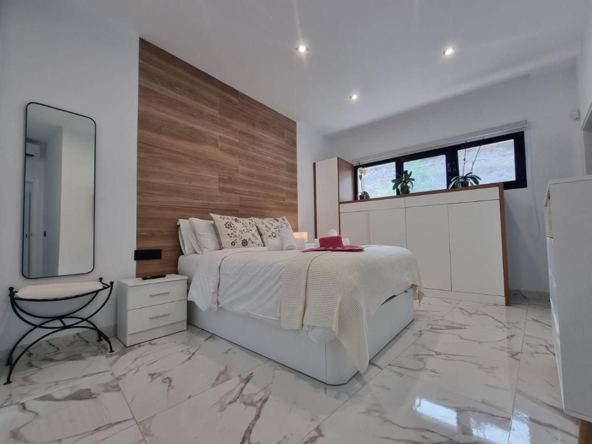 De Lujo Con Piscina Climatizada Villa Mogan