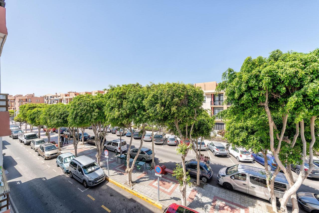 Luxury First Line Apartment. Apartamento Salinetas