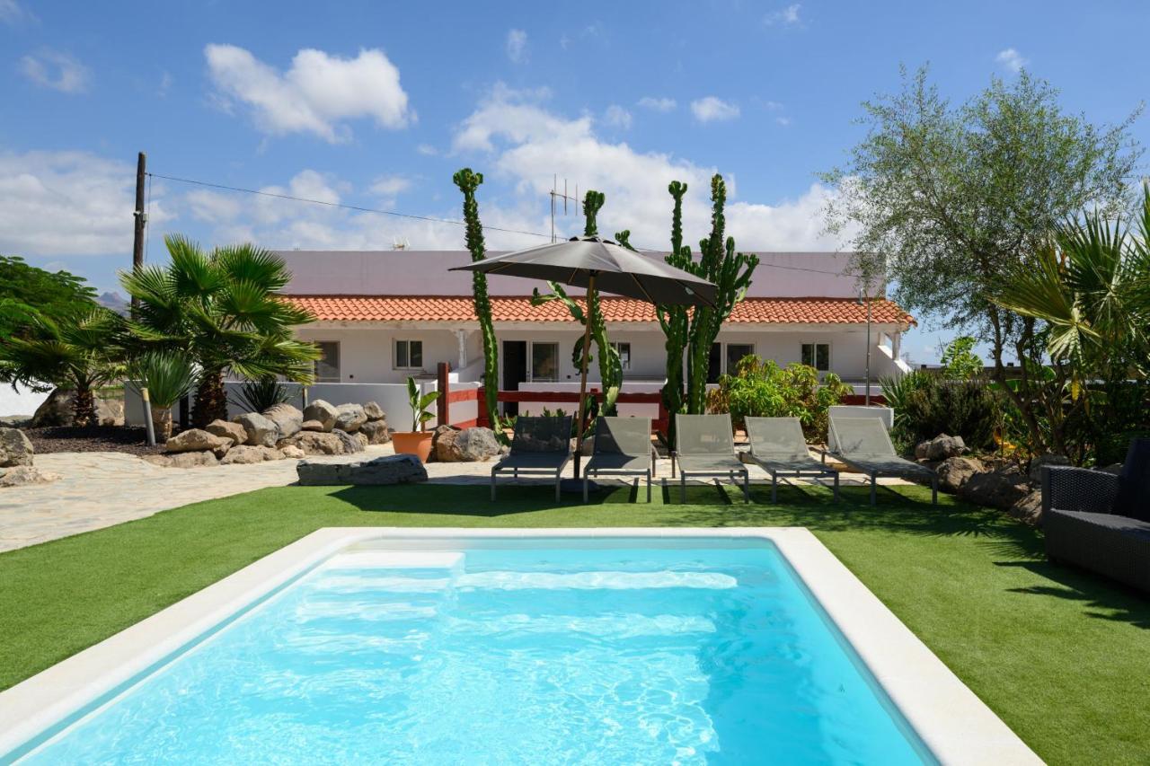 7 Moons B Peace And Pool *
