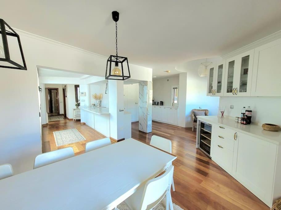 Luxury Mansion In San Agustin With A Heated Pool Villa