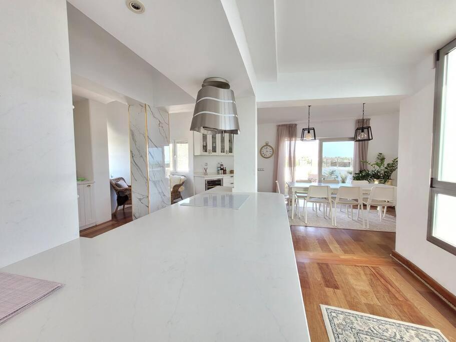 Villa Luxury Mansion In San Agustin With A Heated Pool