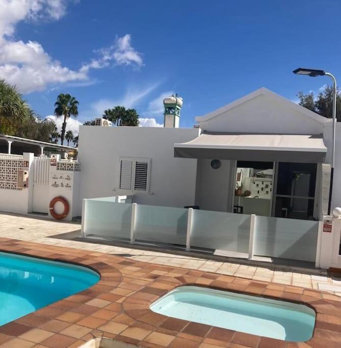 Сasa de vacaciones Gelegen Luxebungalow Playa del Inglés