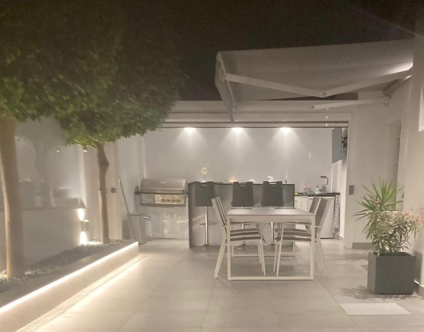 Gelegen Luxebungalow Сasa de vacaciones Playa del Inglés