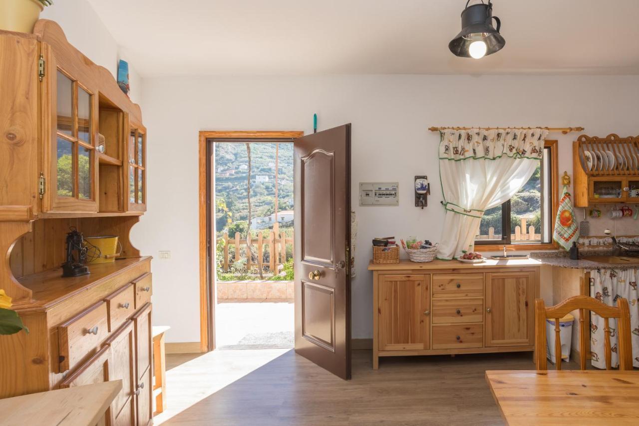 Casa Abuela - House In The Countryside With Pool Holiday home Vega de San Mateo