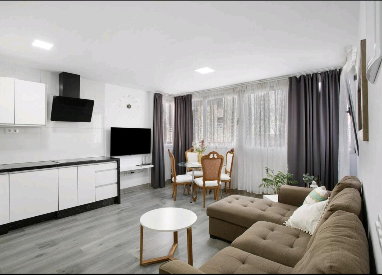 Apartamento The Greey's House, Telde