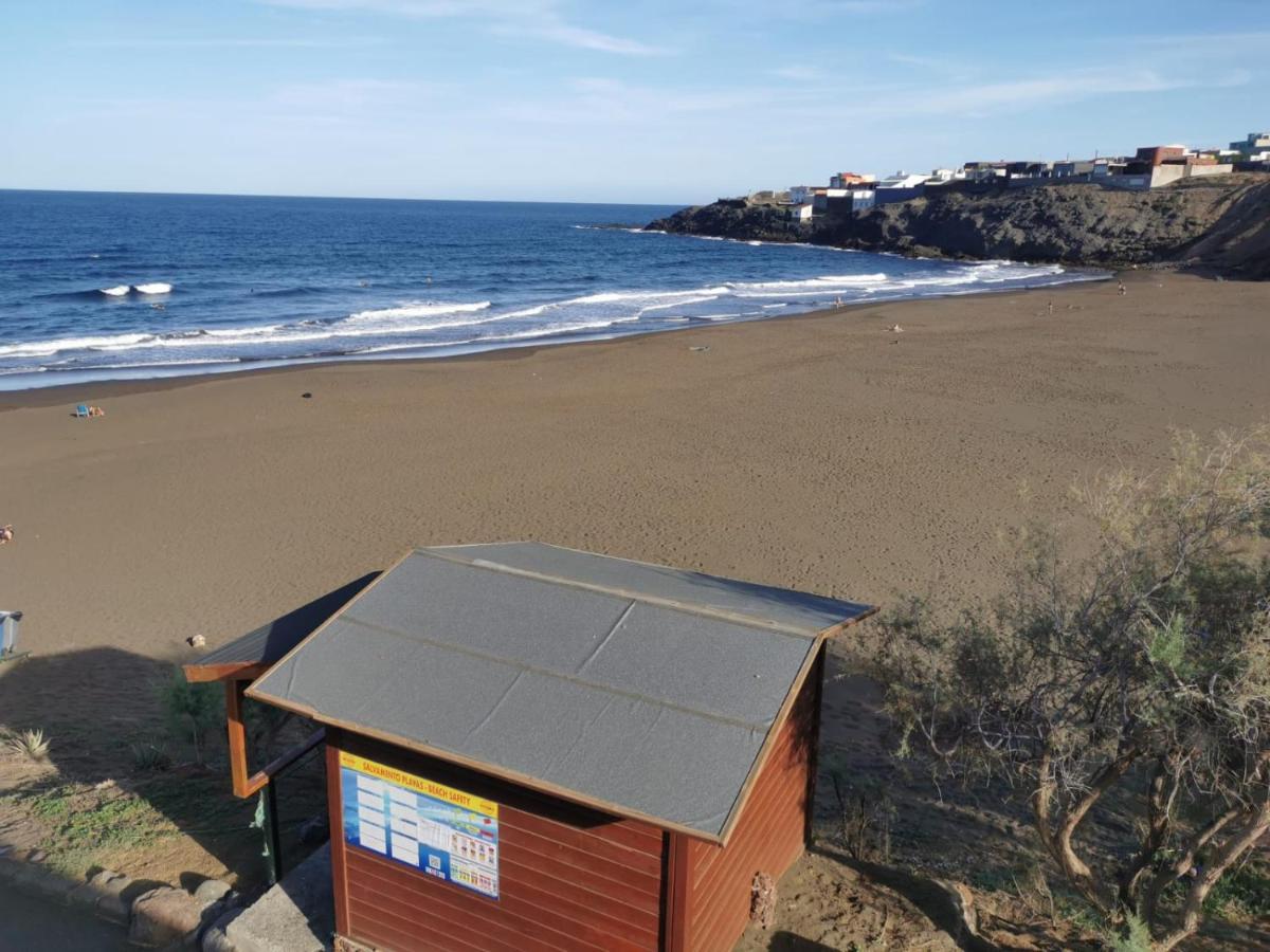 Casa La Buena Ola * Playa Del Hombre