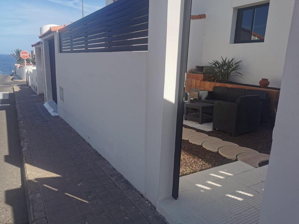 Casa La Buena Ola * Playa Del Hombre