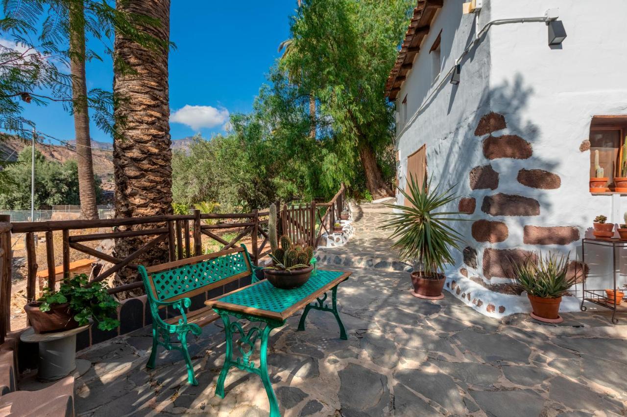 Casas De La Rueda - El Patio Santa Lucía