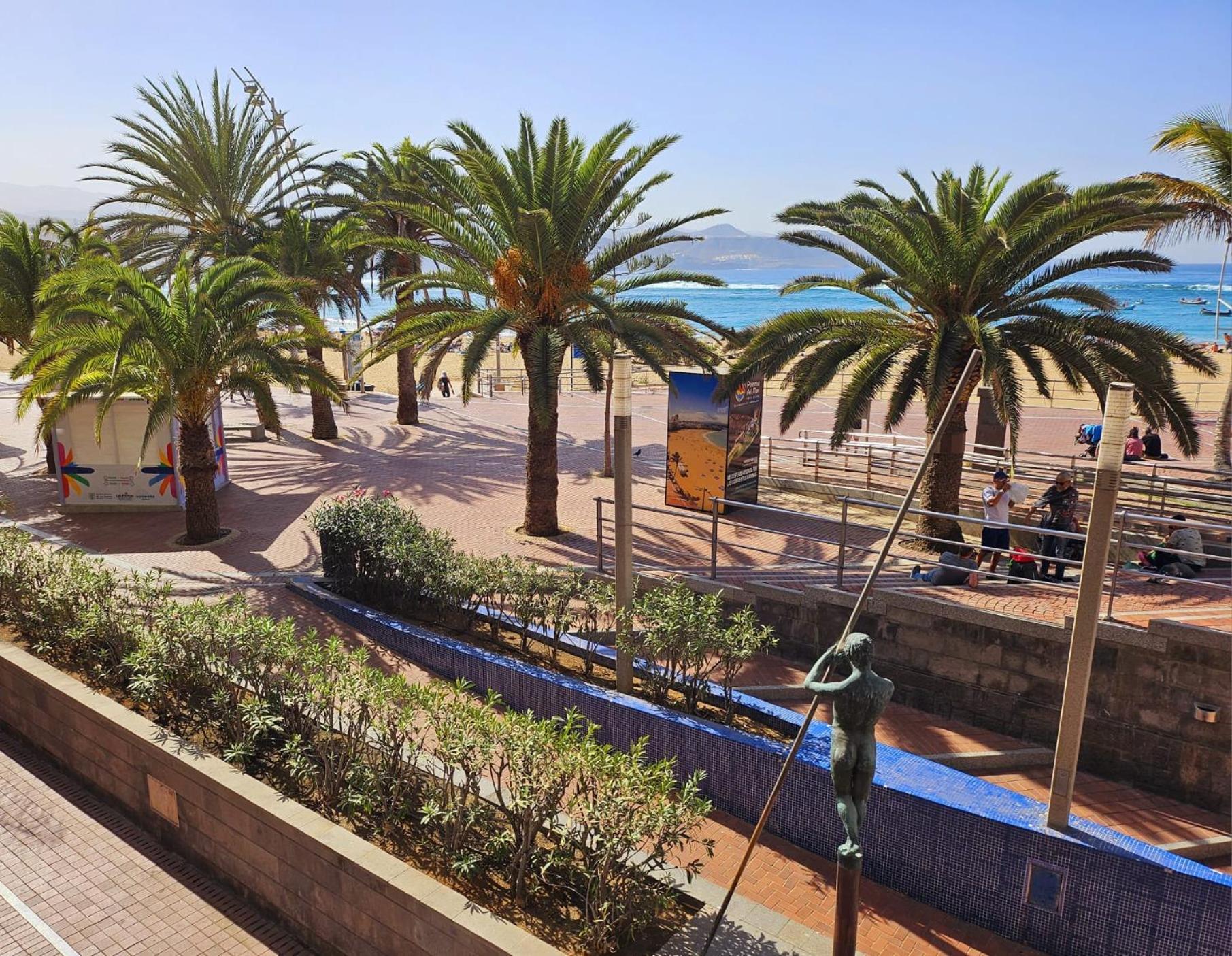 Las Canteras Modern Gran Canaria Apartment