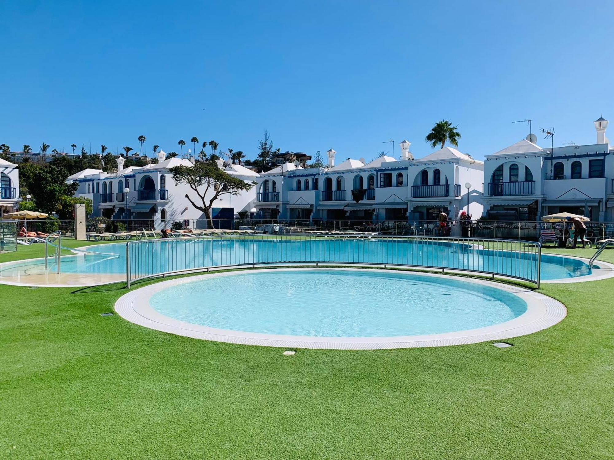 Terrace&pool Near The * Maspalomas (Gran Canaria)