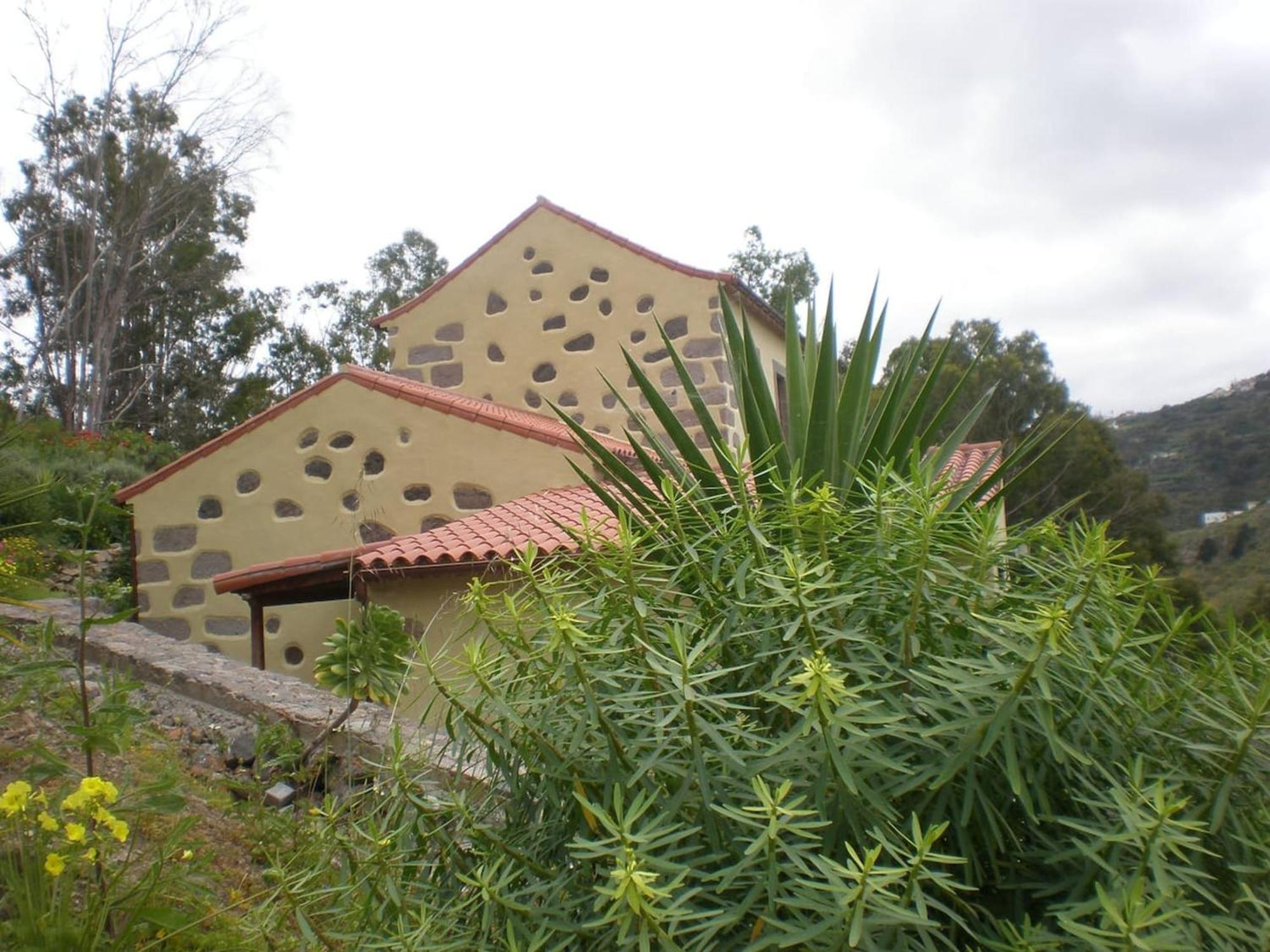 Charming House In La Pena With Terrace And Air Conditioning