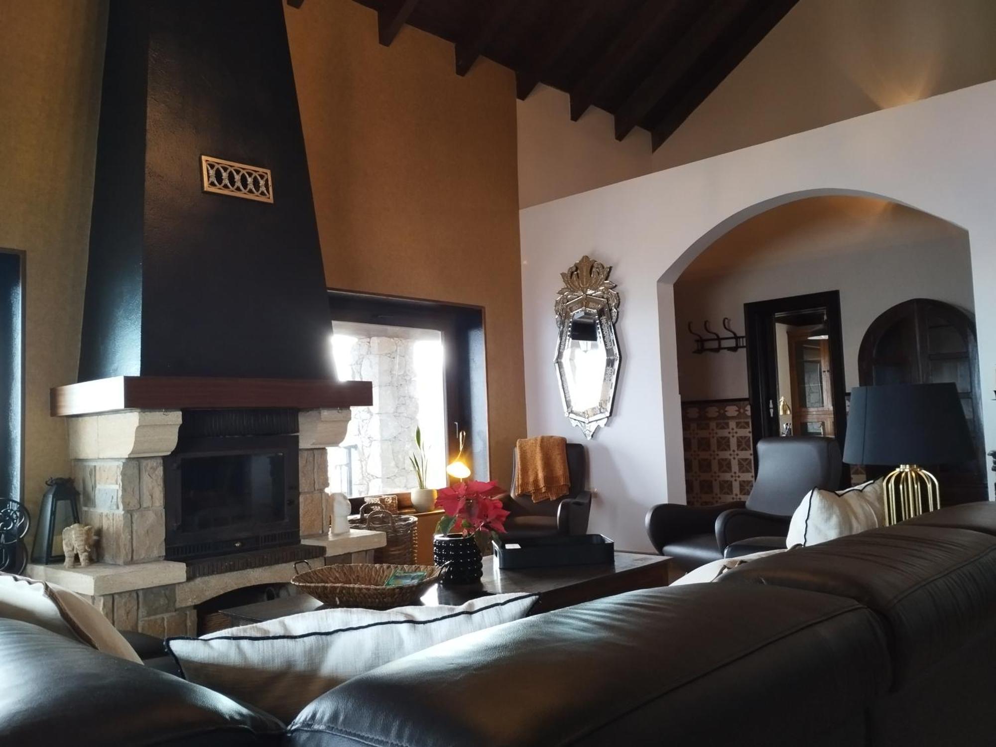 Villa Luxury Colonial Country *