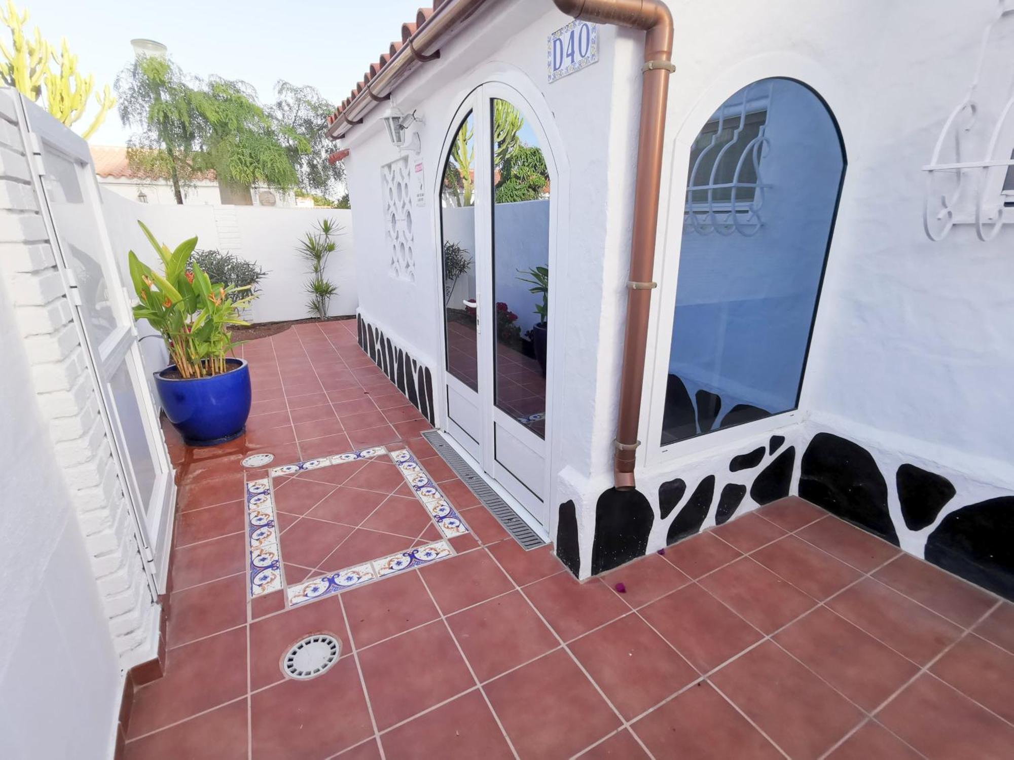Porches D40 By Pride