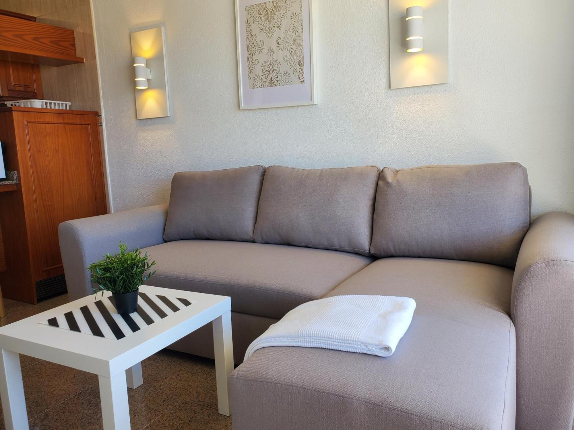 Vivienda Vacacional-las Camelias #e05 Playa del Inglés