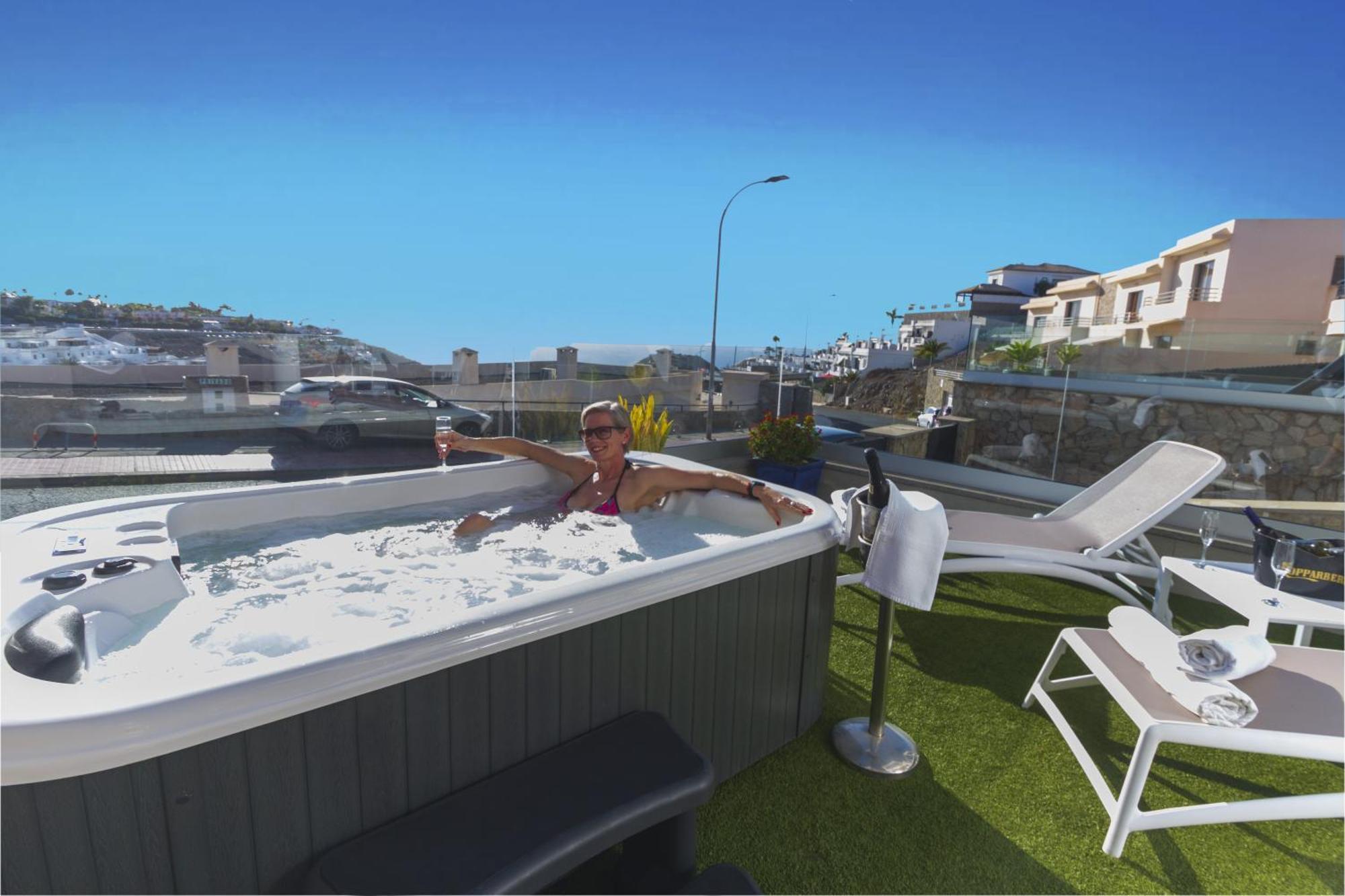 Amadores N6 * Puerto Rico (Gran Canaria)