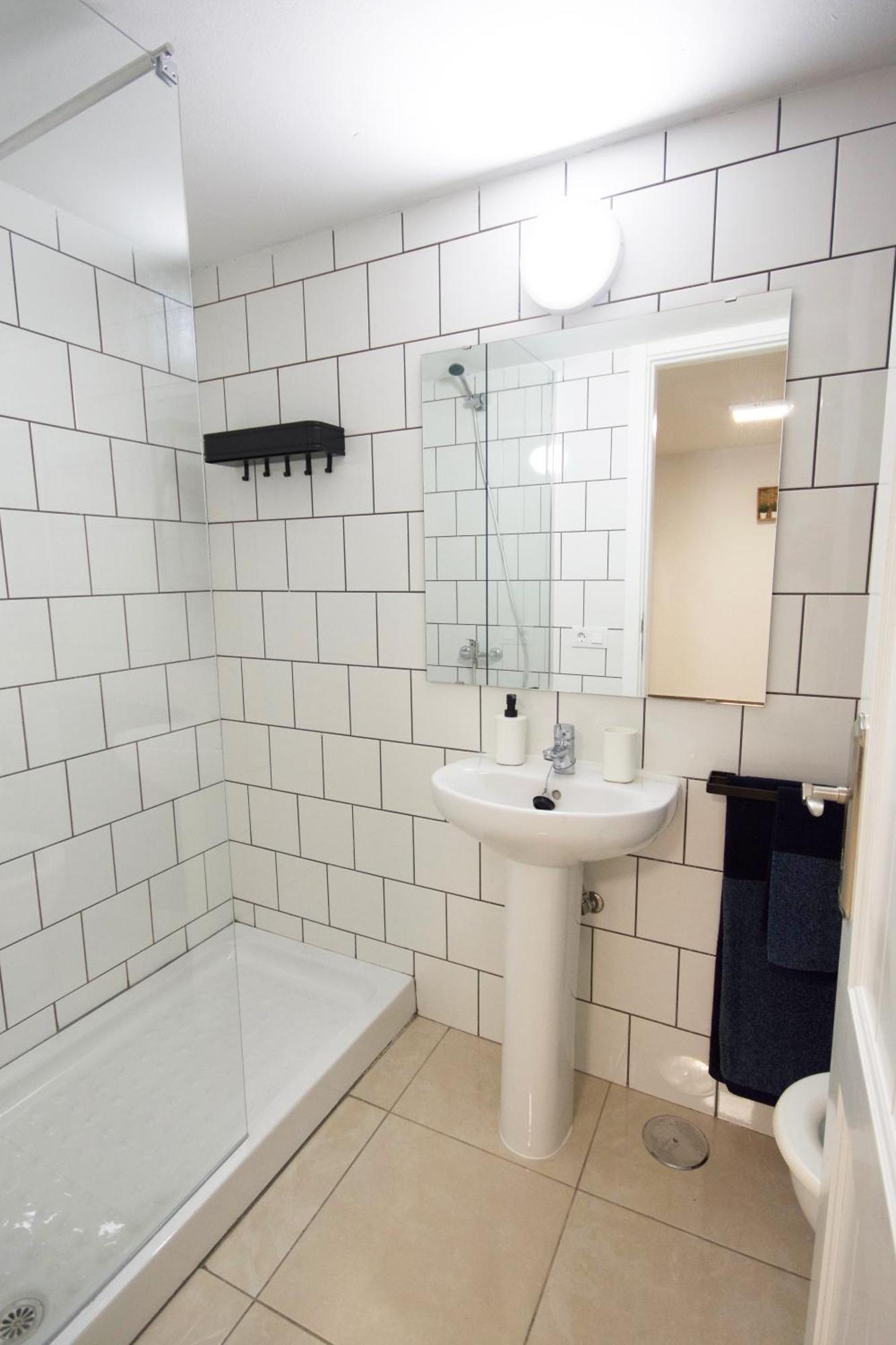 Apartment Two Bedrooms Close To Airport