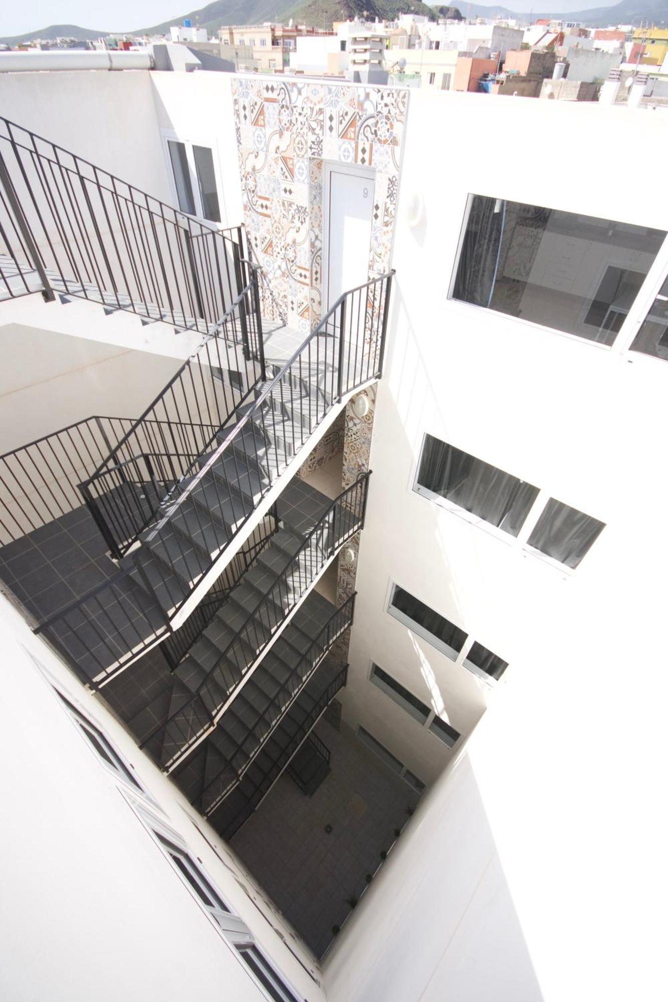 Two Bedrooms Close To Airport Apartment