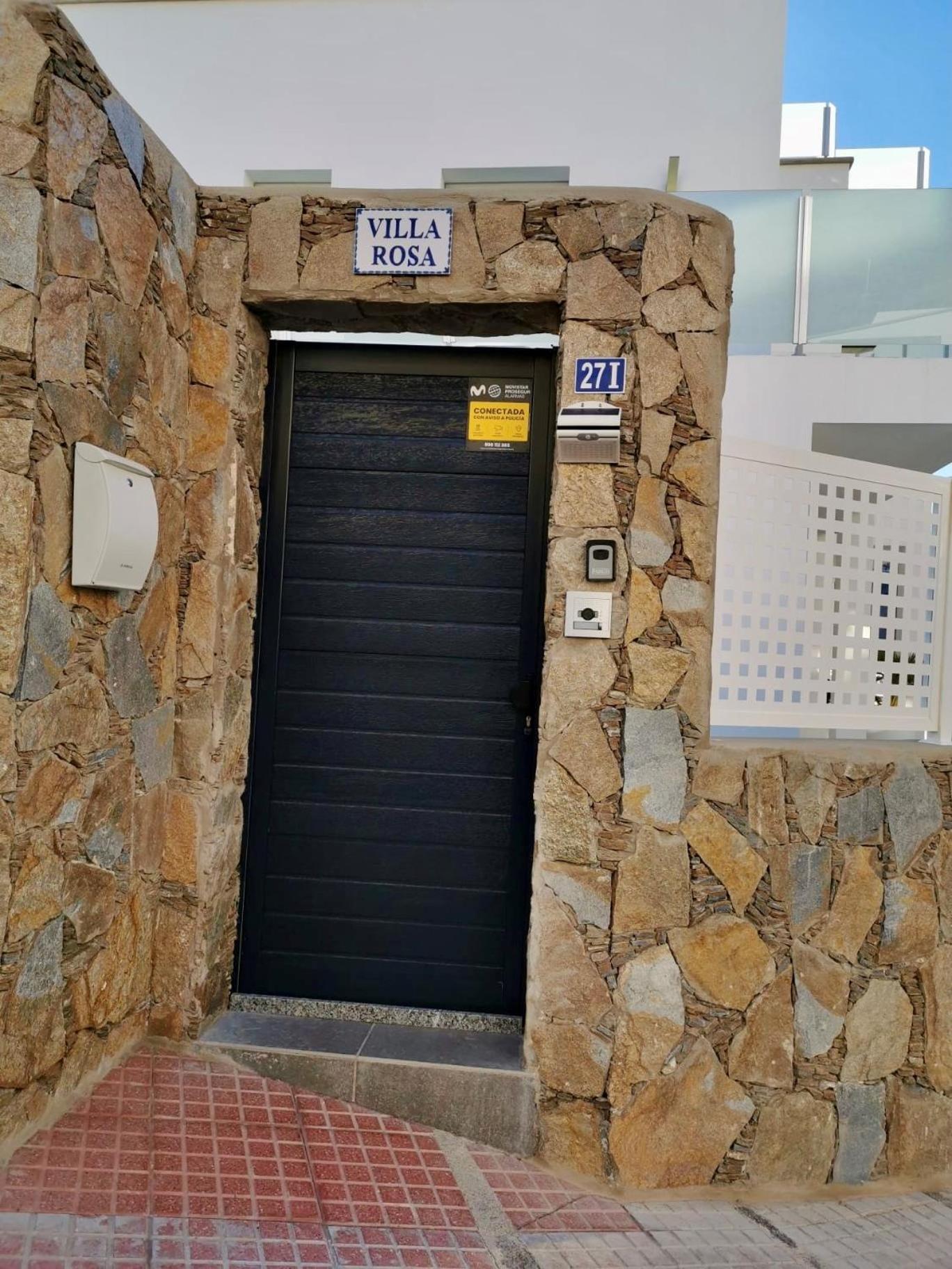Rosa-soleada Privada Con Piscina Climatizada & Wifi En Tauro-mogan *