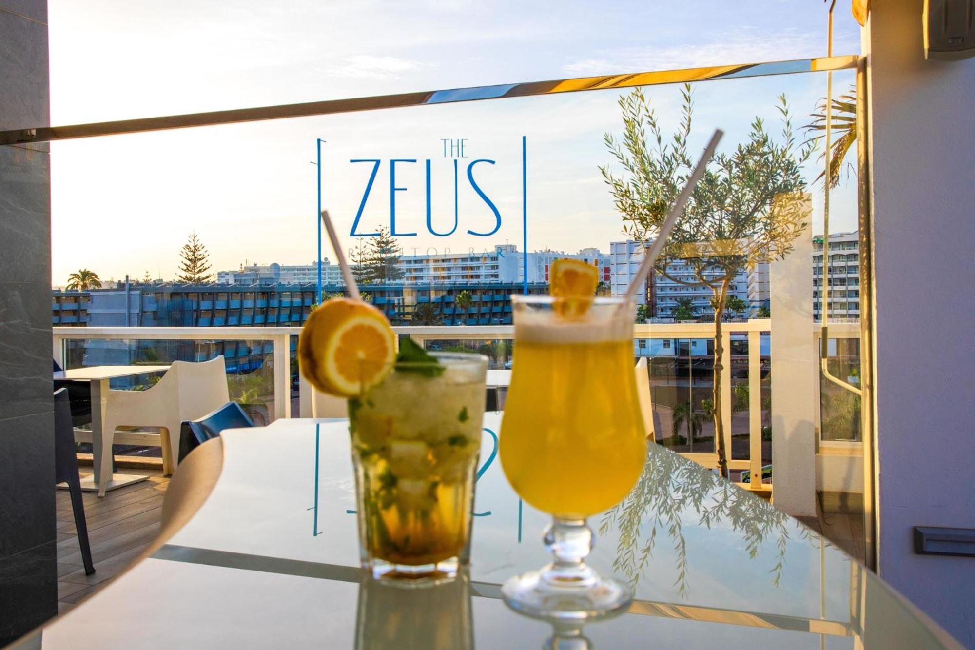 Deluxe Sea View With Half Board, Only Adults, Pool, Playa Playa del Inglés