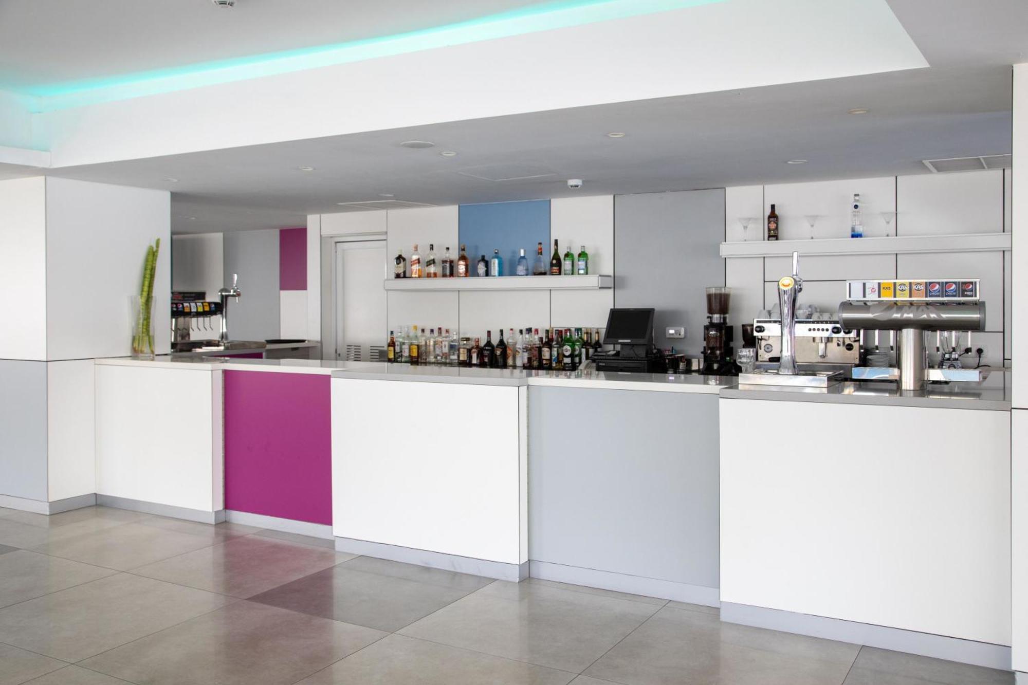 Deluxe Sea View With Half Board, Only Adults, Pool, Playa Apartamento
