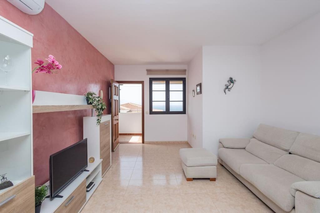Apartamento Atico Con Terraza En Agaete