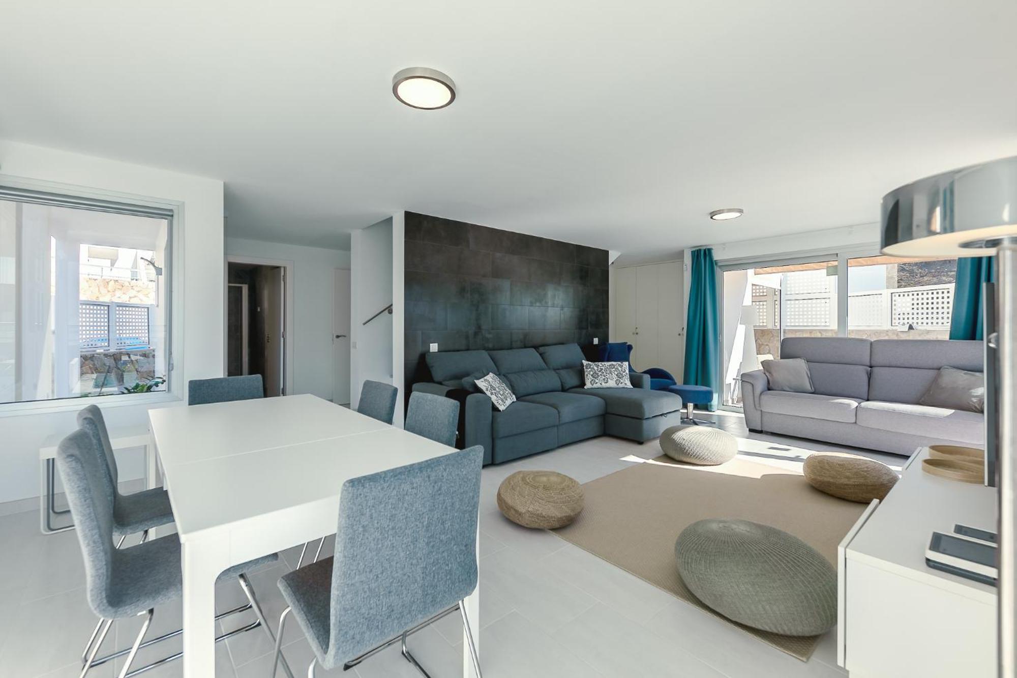 Rosa-soleada Privada Con Piscina Climatizada & Wifi En Tauro-mogan *