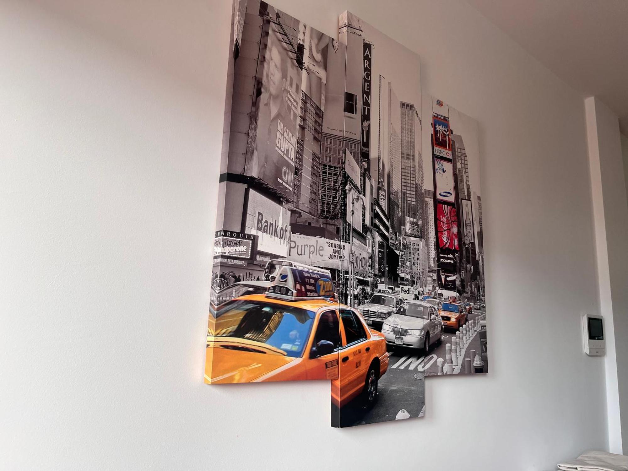 Melo Vecindario-near Airport-elevator-garage *