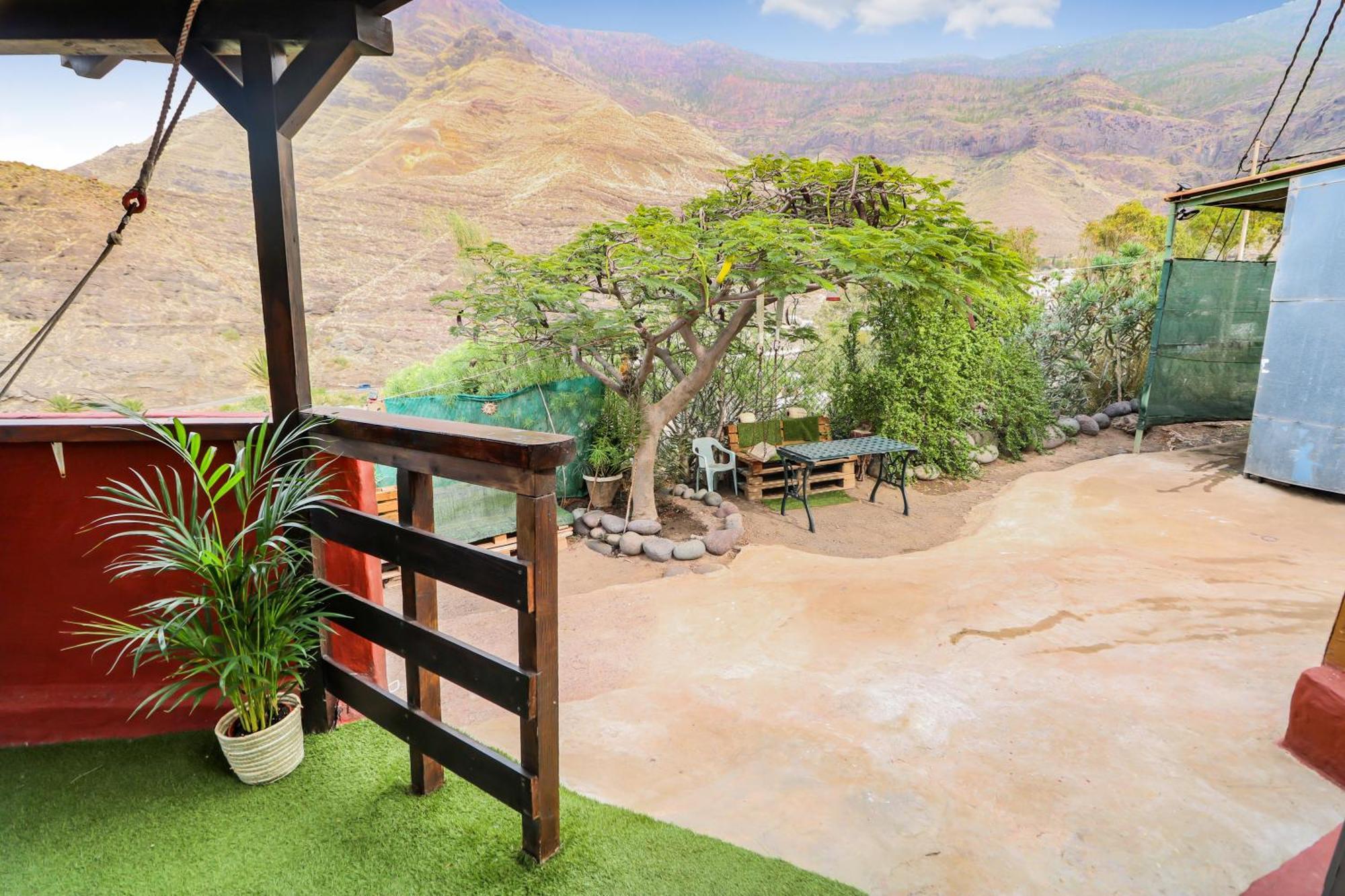 Double Bed 2-br * El Risco