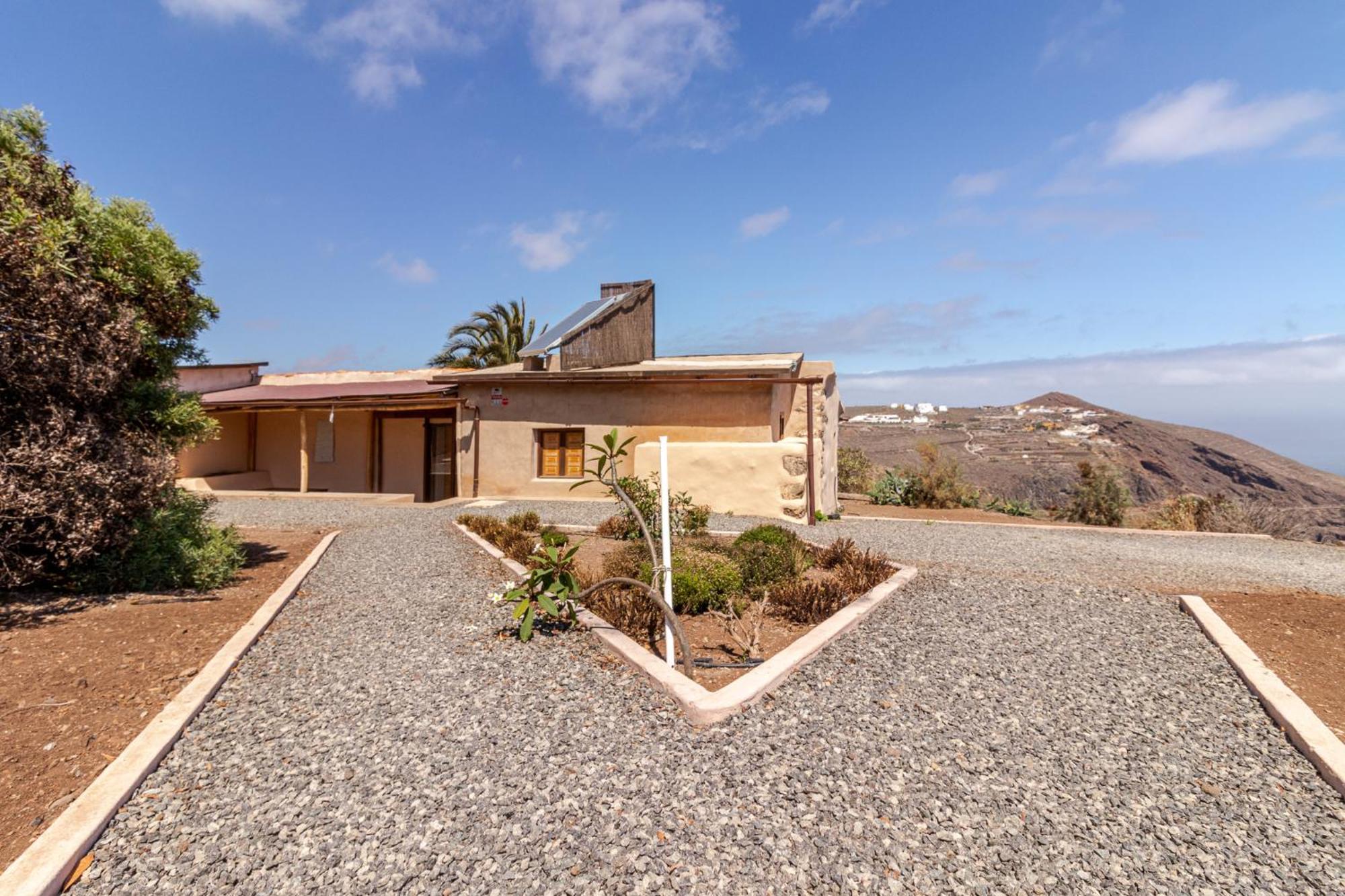 Flatguest Casa Tazirga Holiday home *