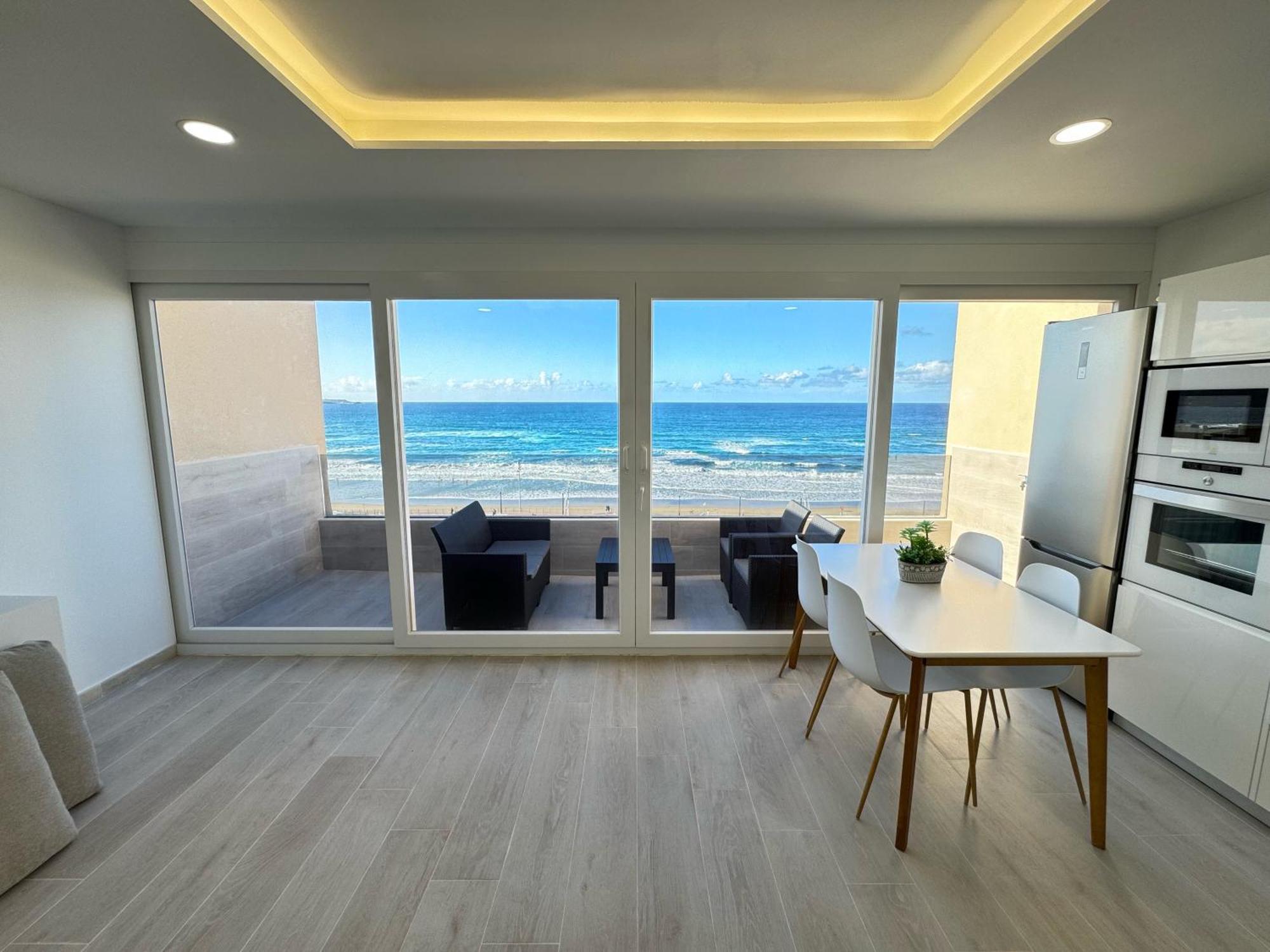 Atico Vistas Mar Playa Canteras Apartment Las Palmas de Gran Canaria