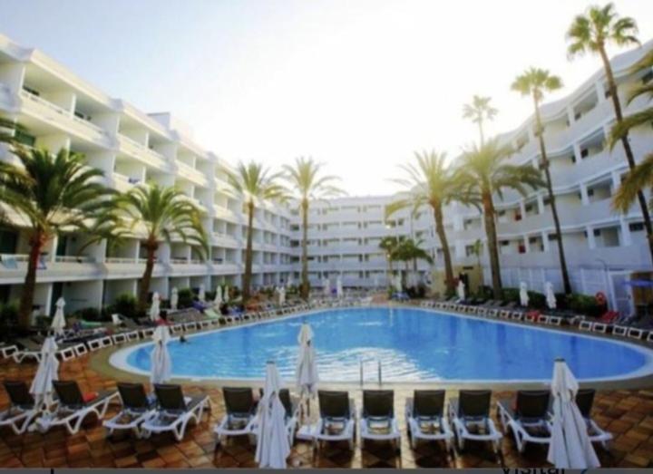 Apartamento Vacacional Akeah Broncemar 330 *