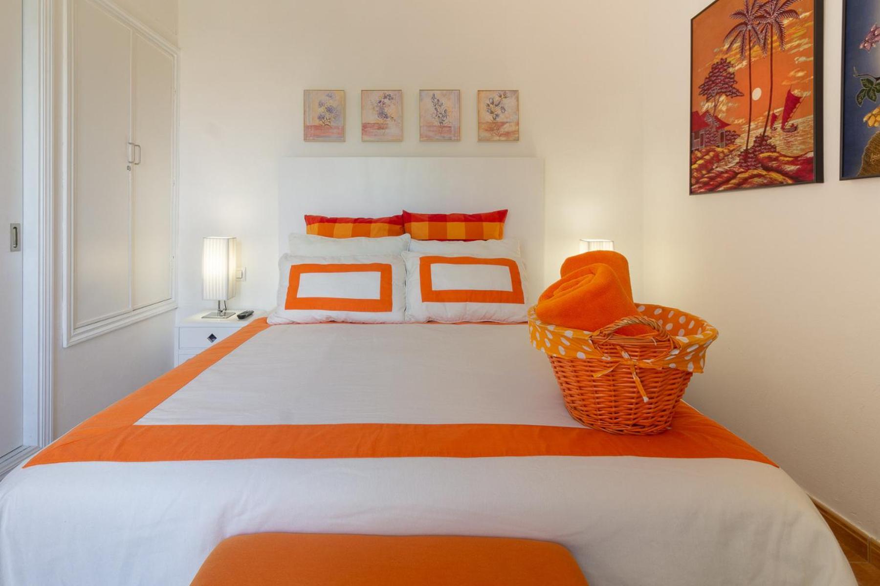 Flatguest Martina San Bartolomé